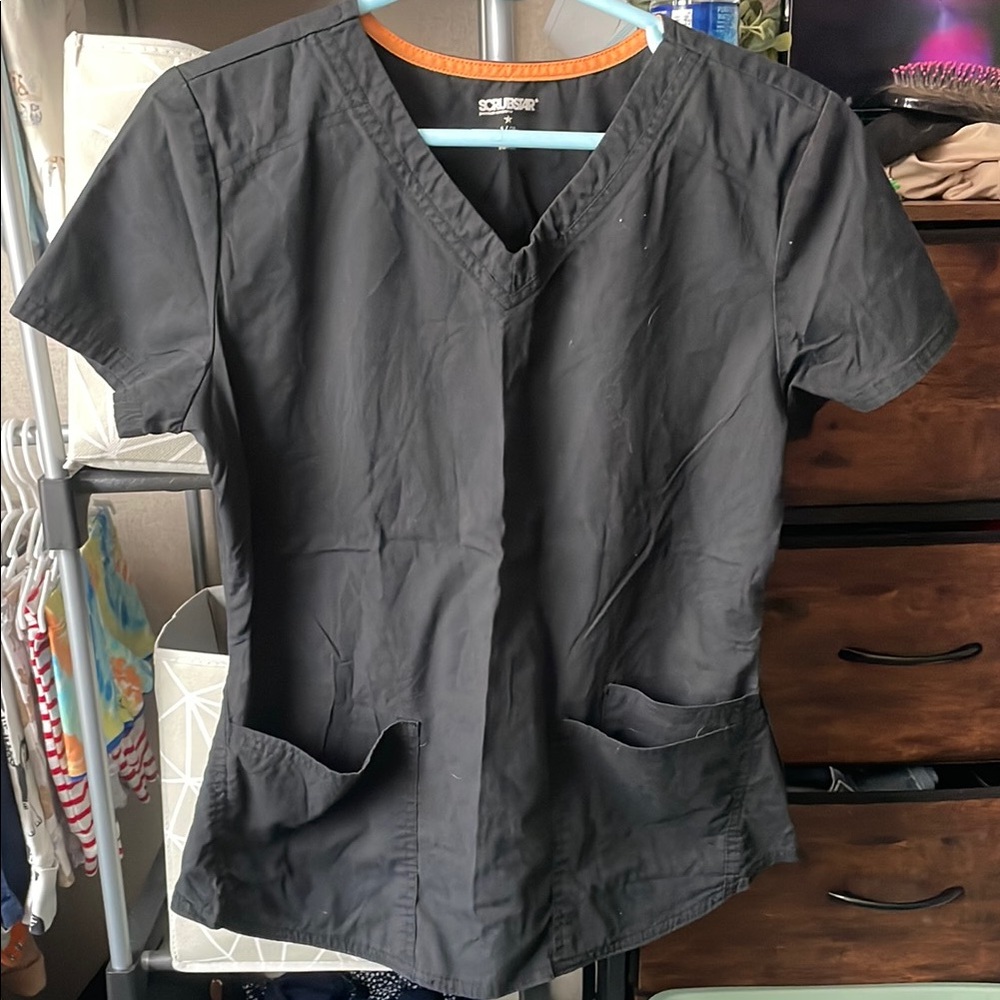Women's Black Short Sleeve V-Neck Scrub Top